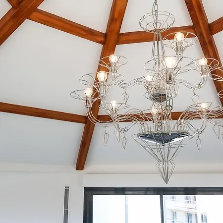 Unique A Cannes * Cannes